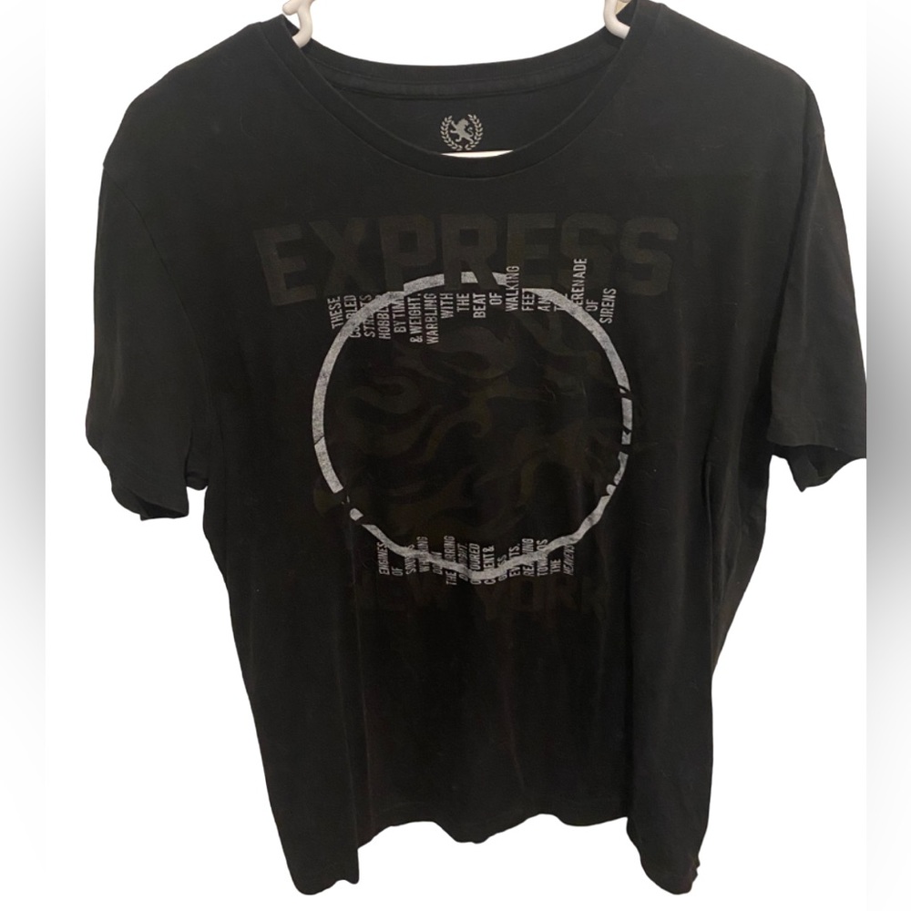 Express Lion Graphic Tee